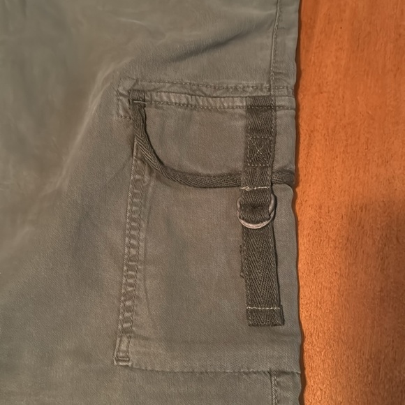 American Eagle Cargo lowrise wide leg 0 short - Picture 2 of 11